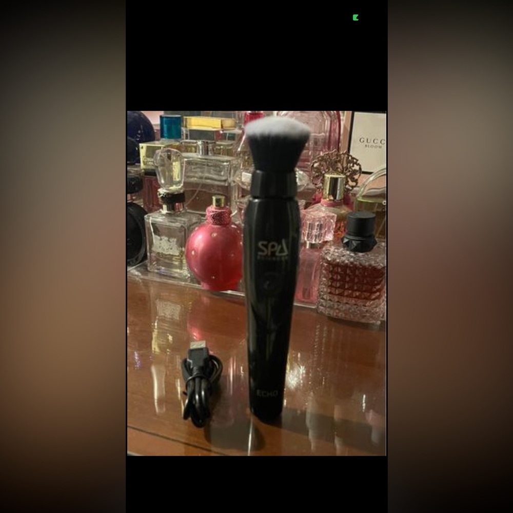 Automatic Make up brush